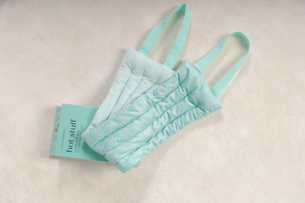 Heated neck wrap