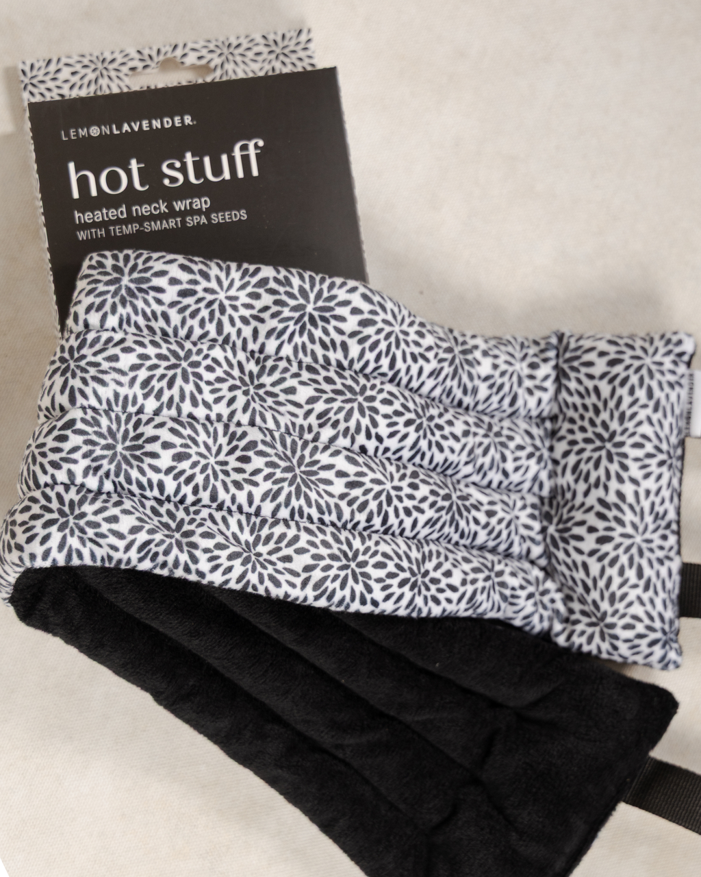 Heated Neck Wrap- Black and White